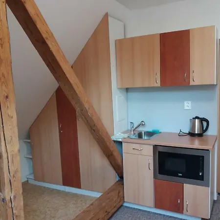 Homestay F-m